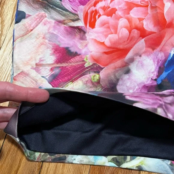 Ted Baker Karyce Floral Print Pencil Skirt - Picture 6 of 13